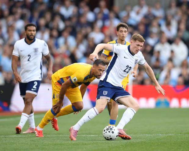 1757225441018021757.jpg 3076.jpg