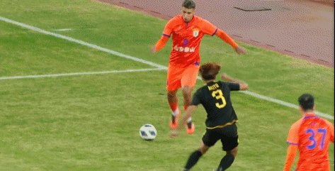 1701215940371087329.gif sd.gif